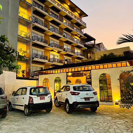 Bodhi Suites Boutique Hotel And Spa Pokhara Eksteriør bilde