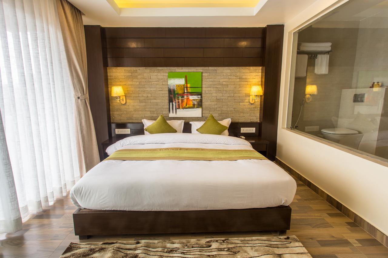 Bodhi Suites Boutique Hotel And Spa Pokhara Eksteriør bilde