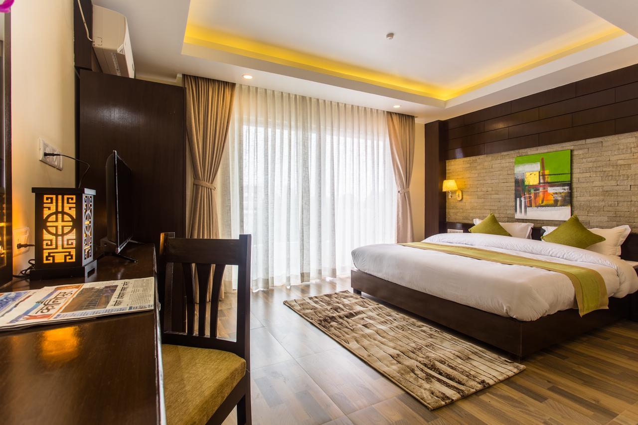 Bodhi Suites Boutique Hotel And Spa Pokhara Eksteriør bilde