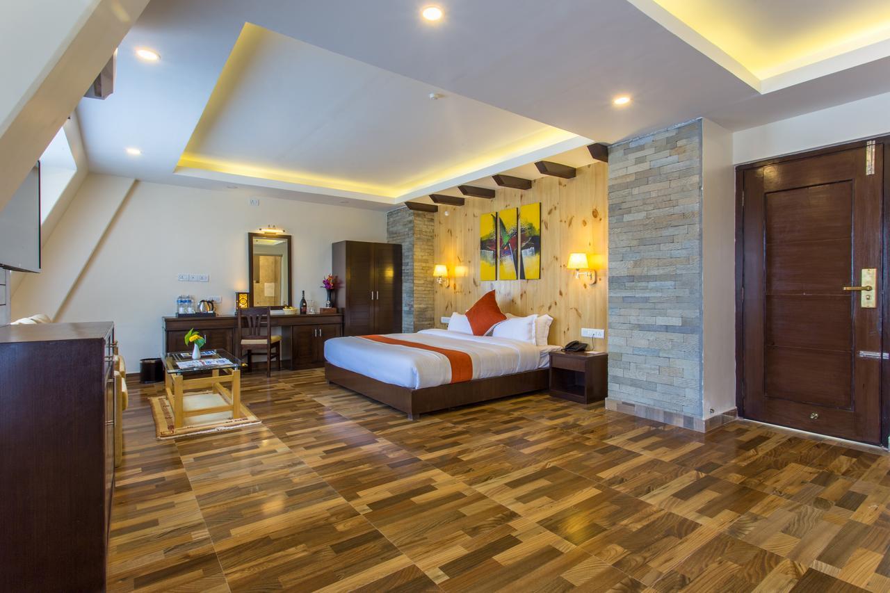 Bodhi Suites Boutique Hotel And Spa Pokhara Eksteriør bilde
