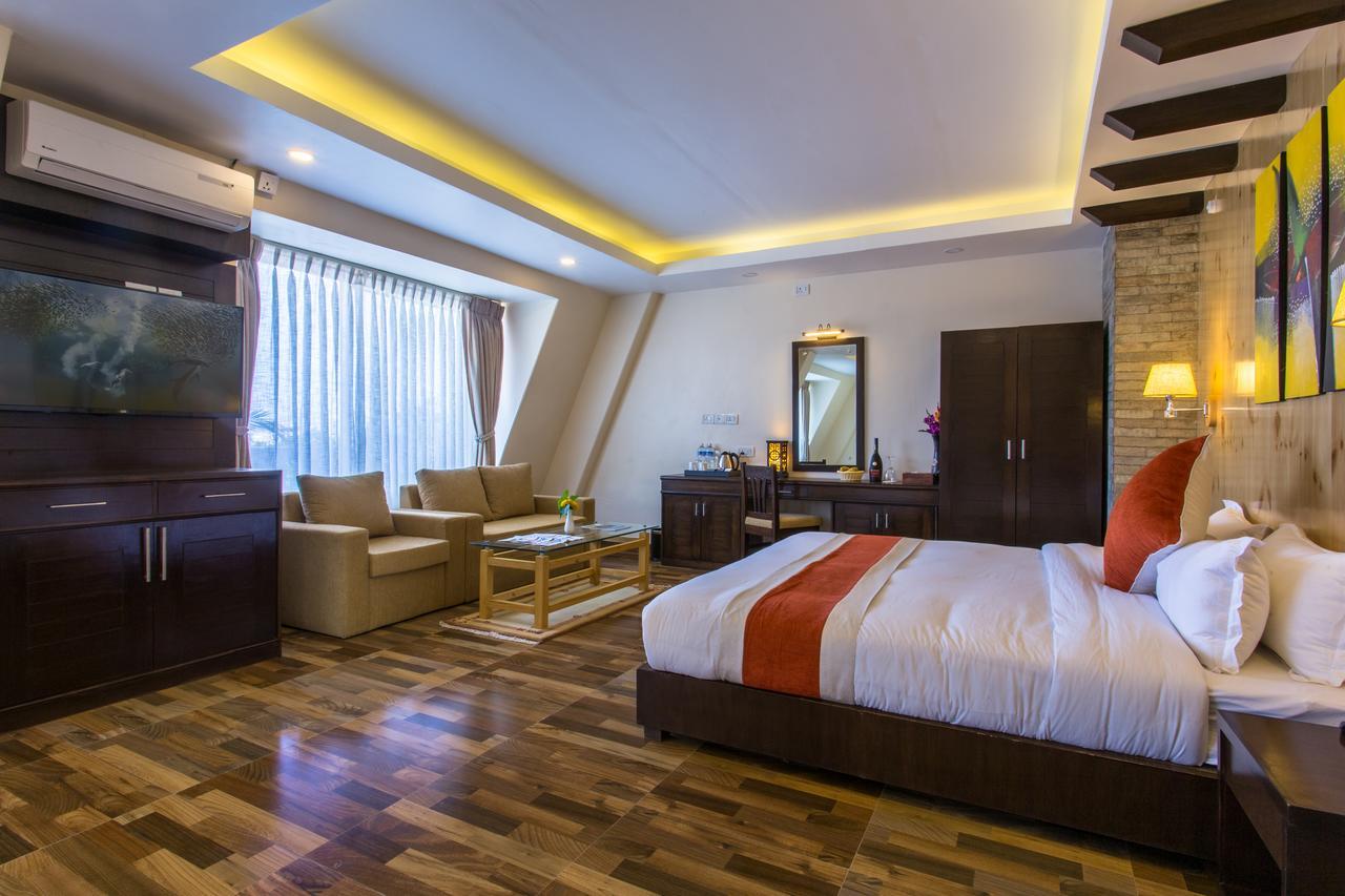 Bodhi Suites Boutique Hotel And Spa Pokhara Eksteriør bilde